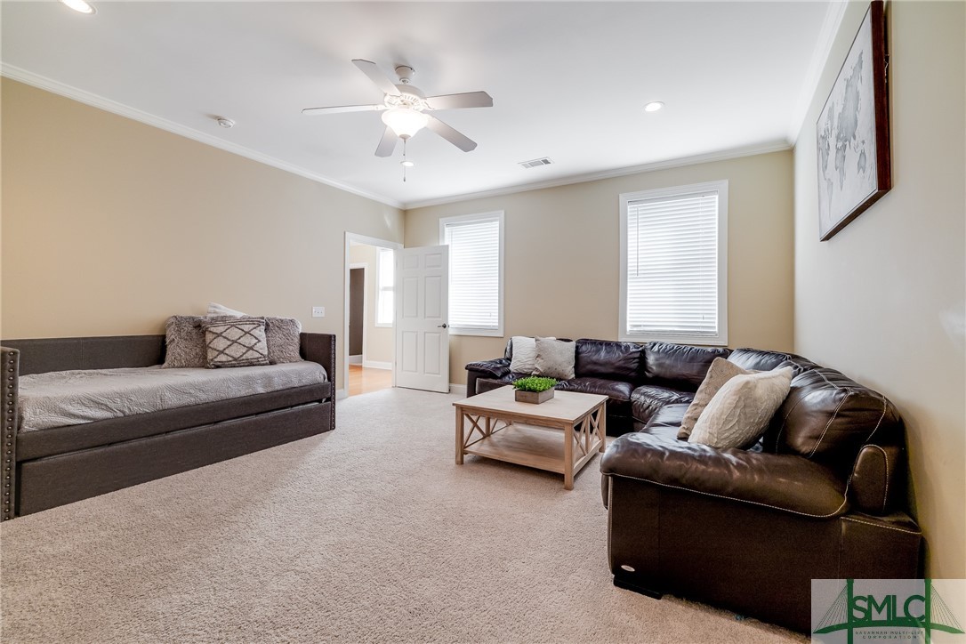 404 River Oaks Drive