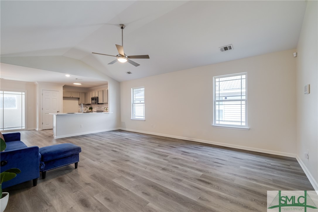 24 Raintree Way
