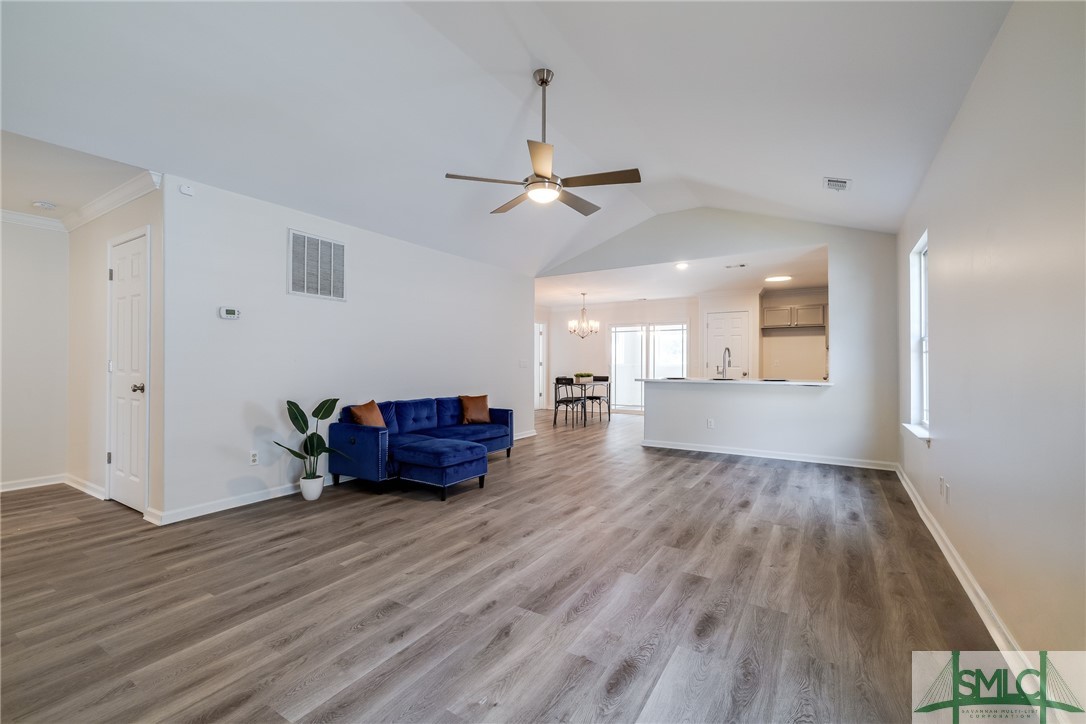 24 Raintree Way