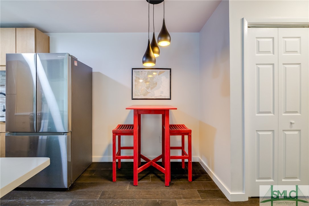401 N Cromwell Road B-6
