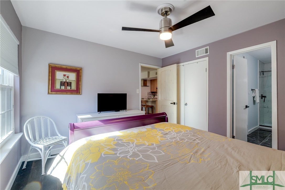 401 N Cromwell Road B-6