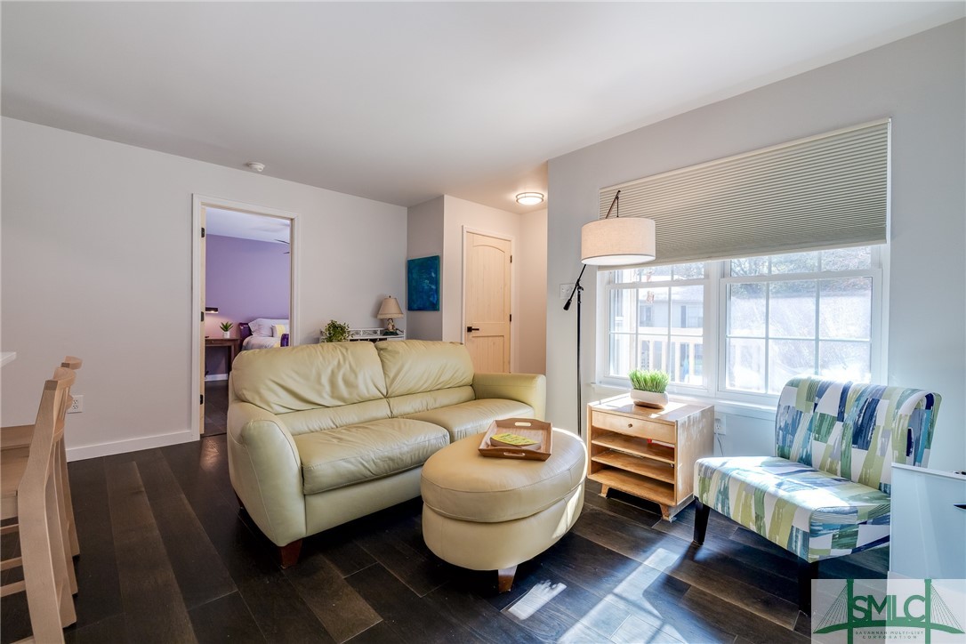 401 N Cromwell Road B-6