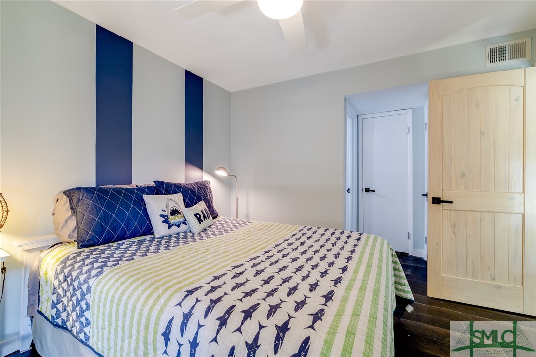 401 N Cromwell Road B-6