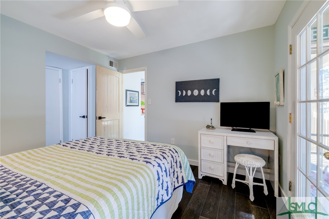 401 N Cromwell Road B-6