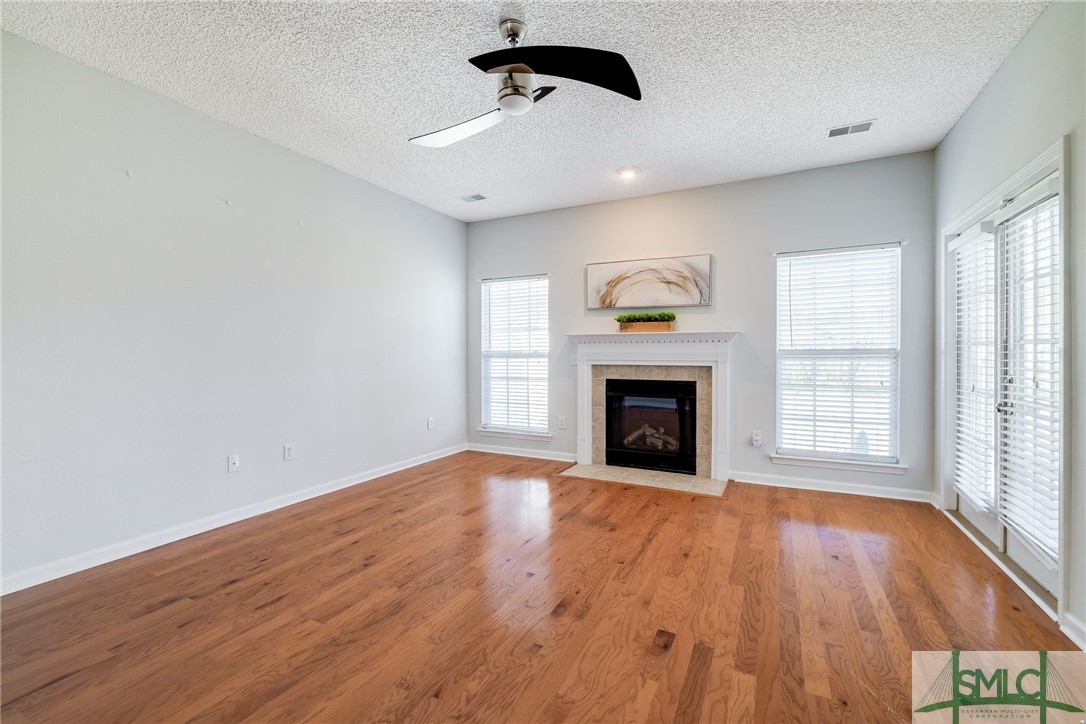 7 Travertine Circle