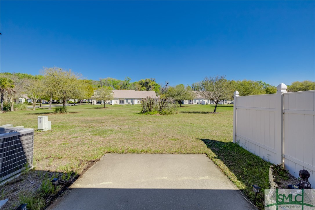 7 Travertine Circle