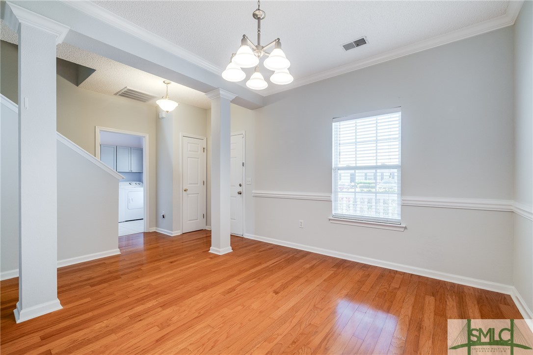 7 Travertine Circle