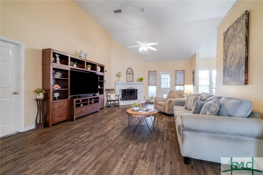 113 N Sheftall Circle