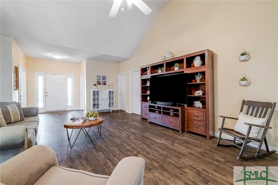 113 N Sheftall Circle