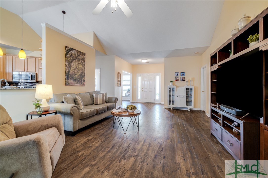 113 N Sheftall Circle
