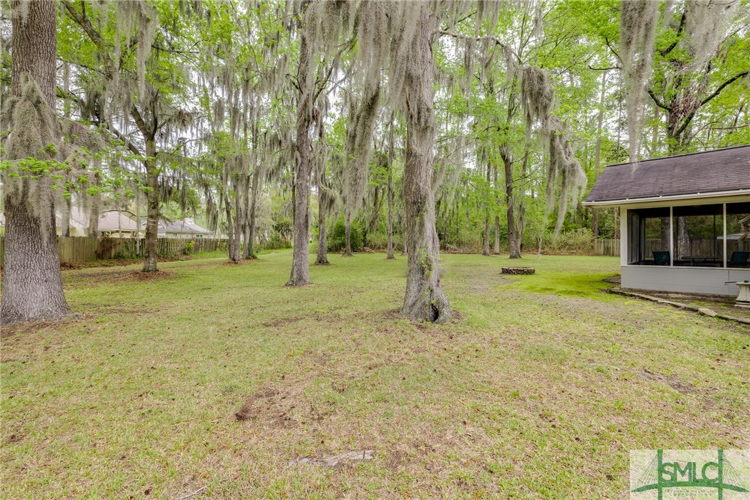 8 N Nicholson Circle