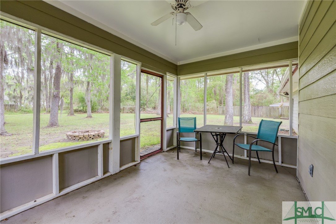8 N Nicholson Circle