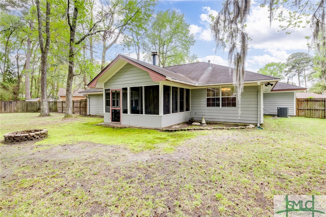 8 N Nicholson Circle