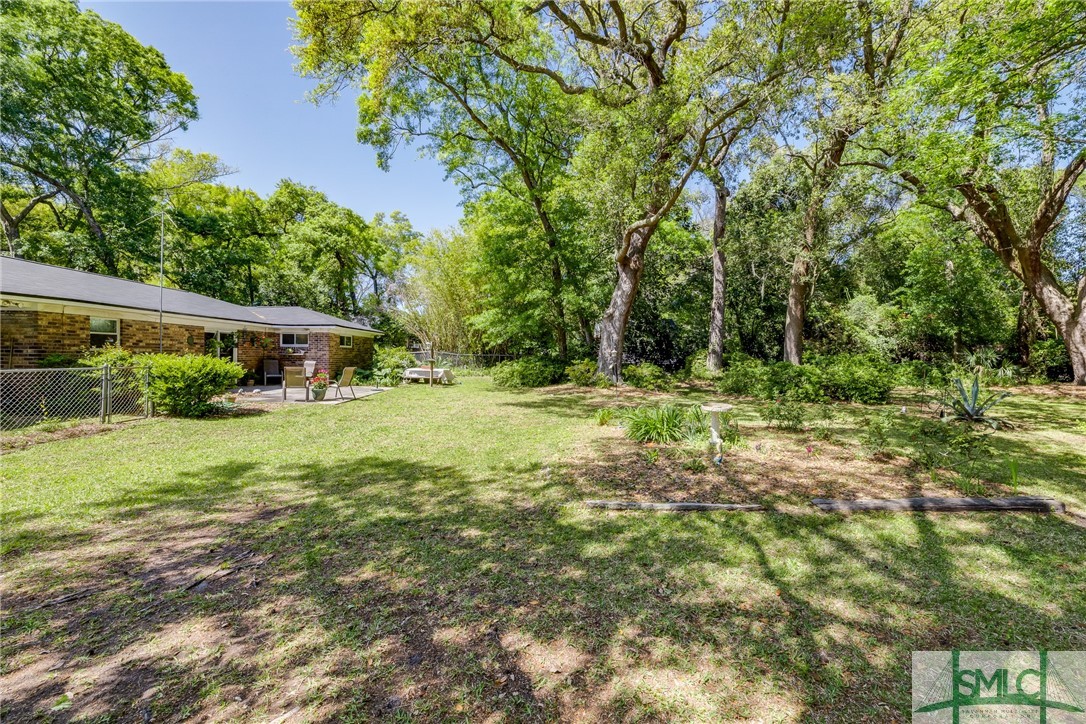 906 Penn Waller Road