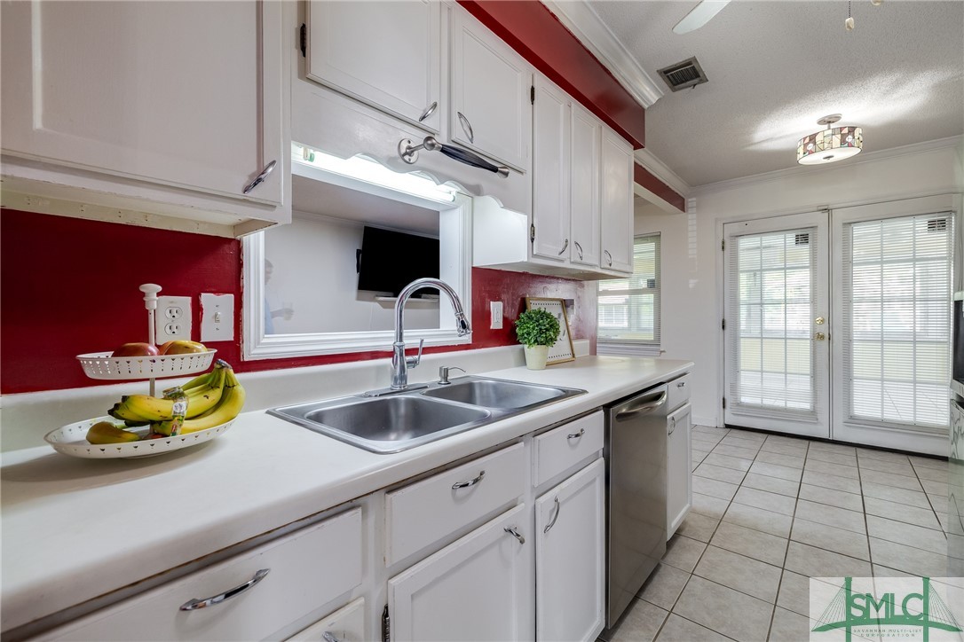 8 Pine Hammock Court