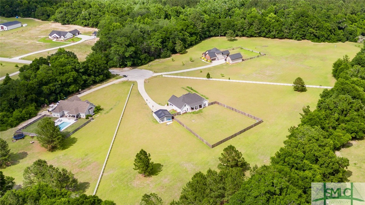 440 Rivercrest Drive