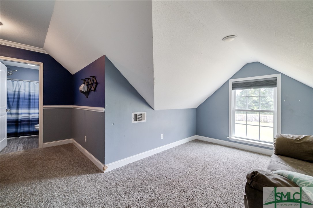 440 Rivercrest Drive