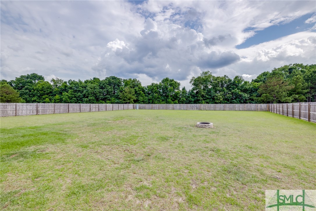 440 Rivercrest Drive