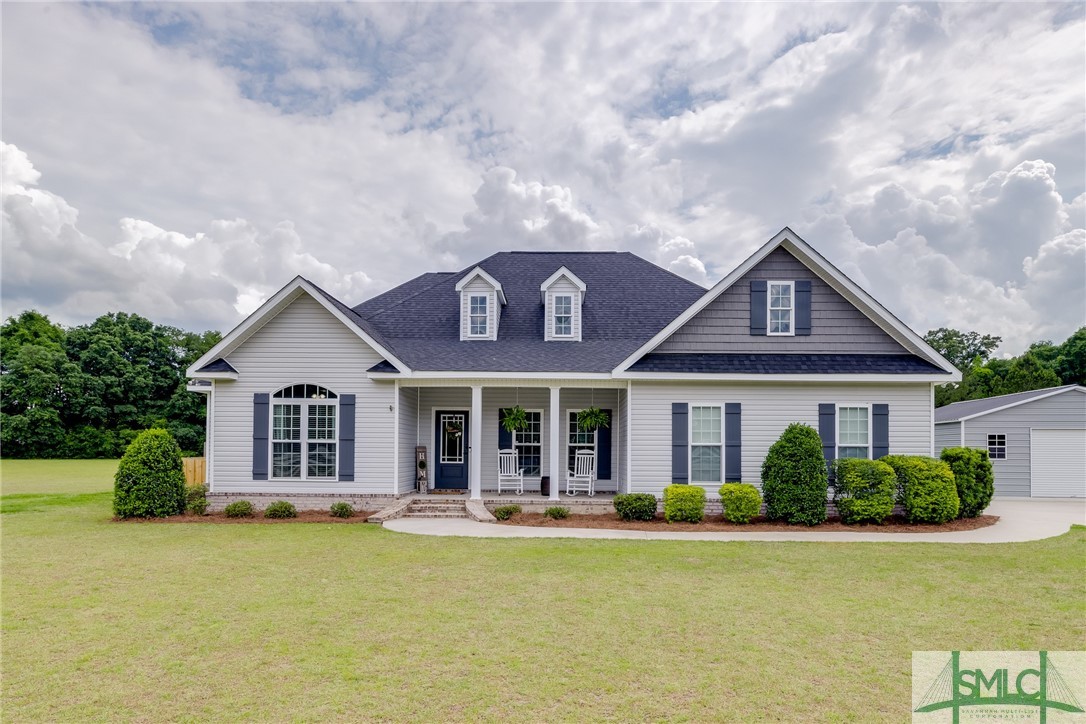 440 Rivercrest Drive
