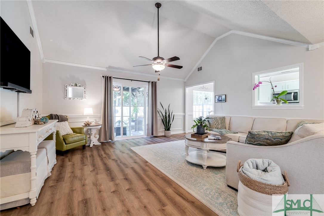 105 Oak Pointe Trail