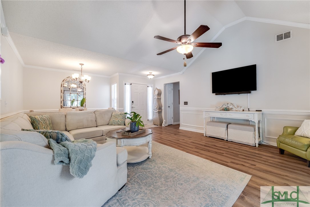 105 Oak Pointe Trail