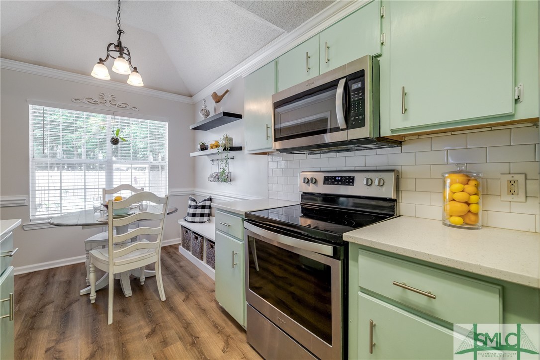 105 Oak Pointe Trail