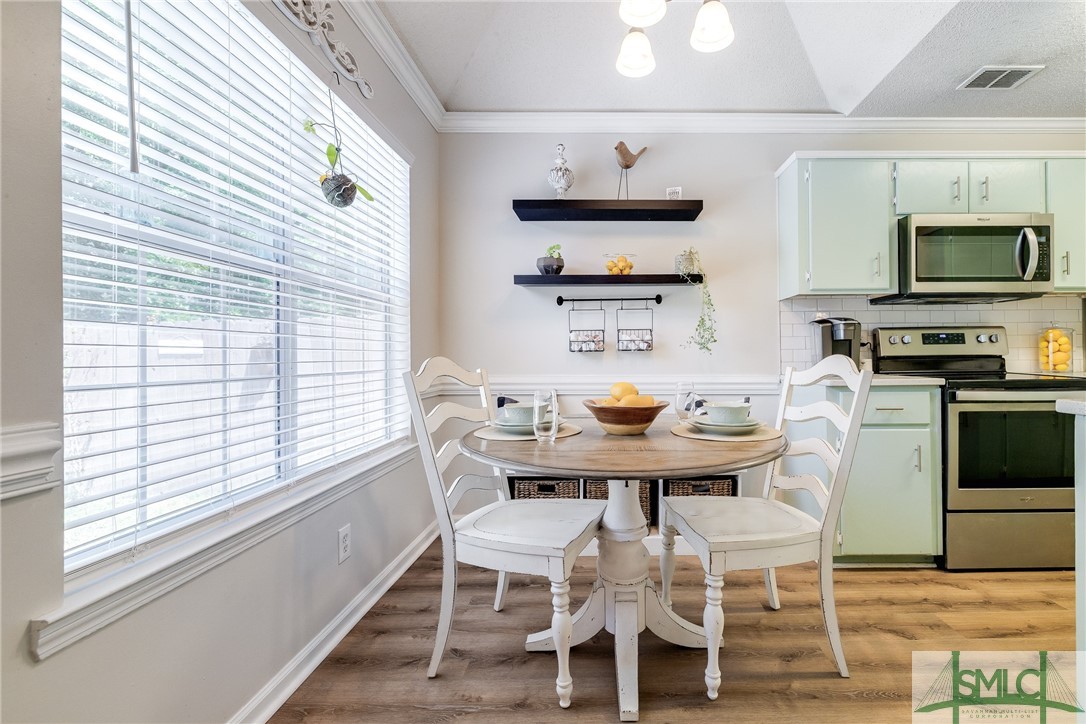 105 Oak Pointe Trail