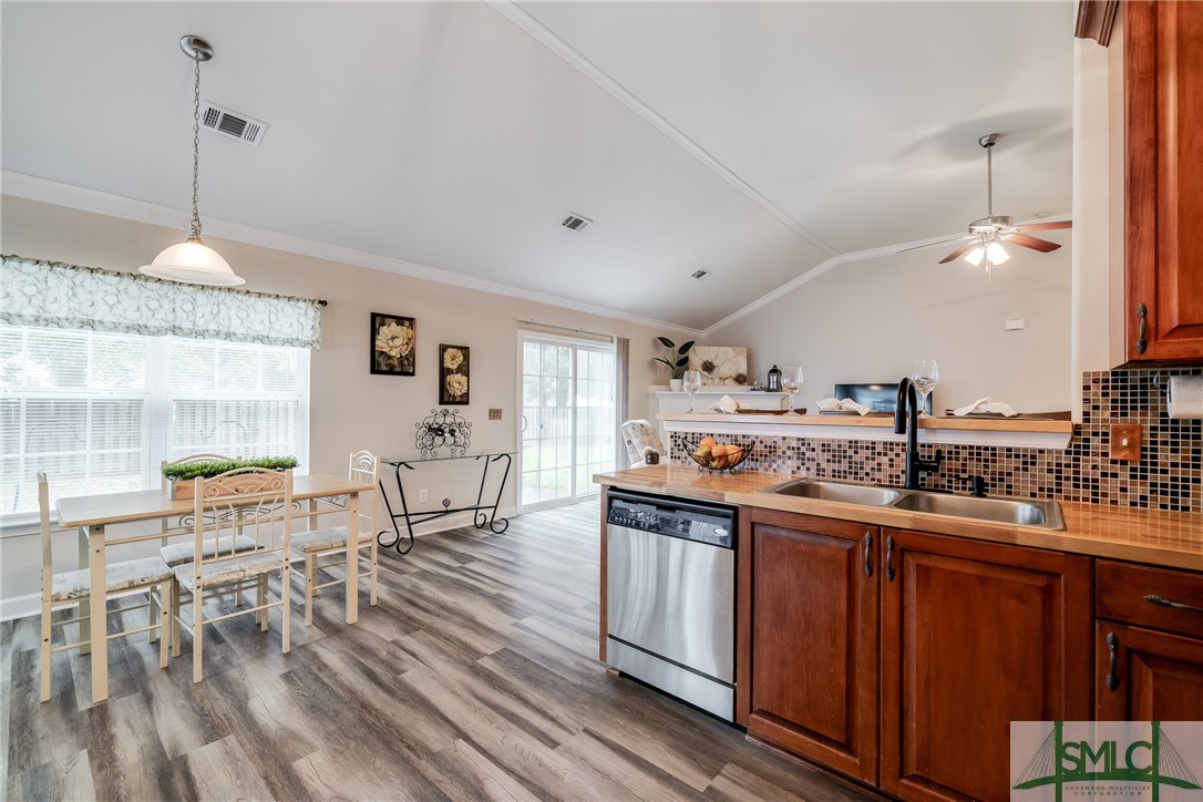 4 Saybrook Point