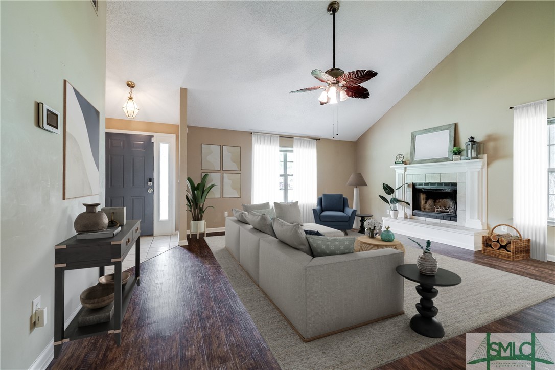 30 Calico Court