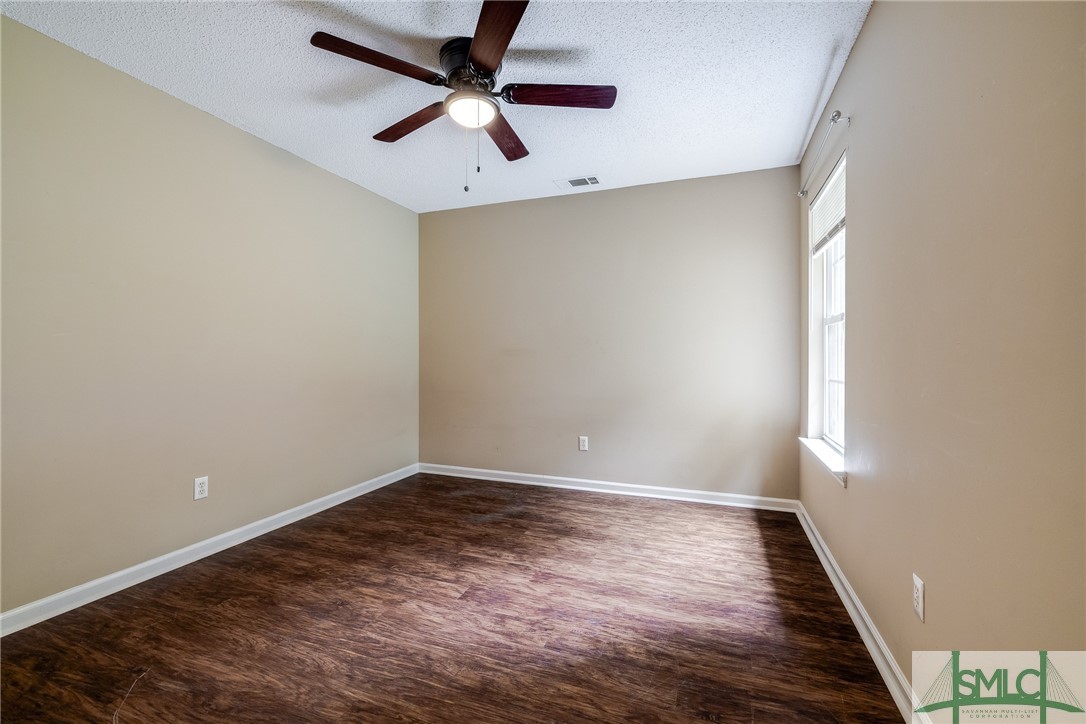 30 Calico Court