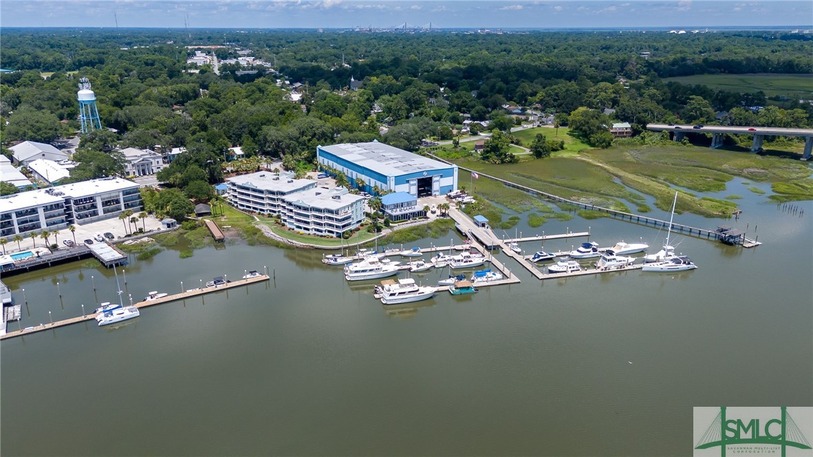 2812 River Drive 306