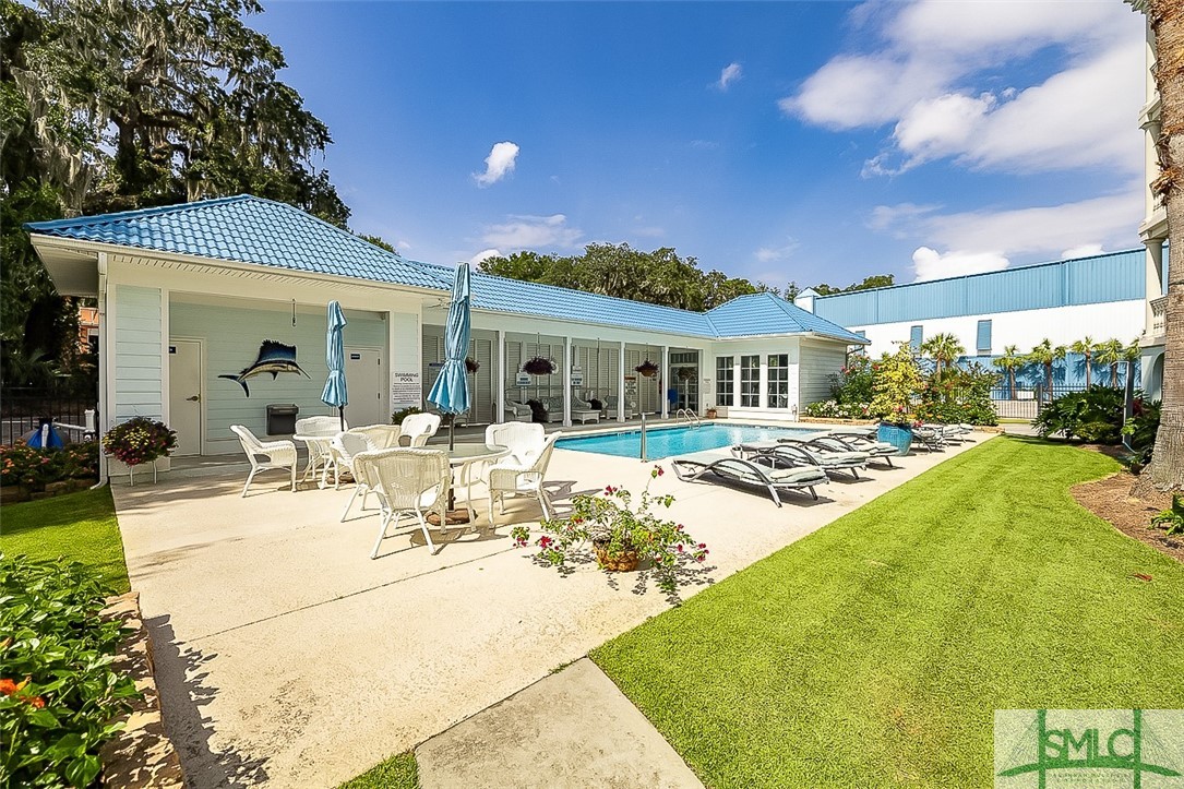 2812 River Drive 306