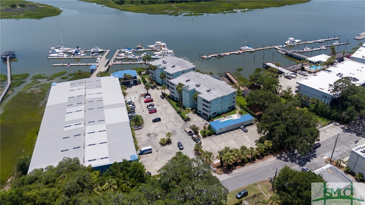2812 River Drive 306