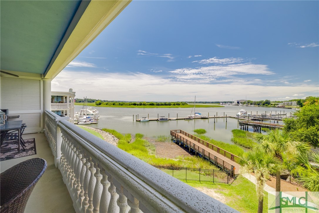 2812 River Drive 306