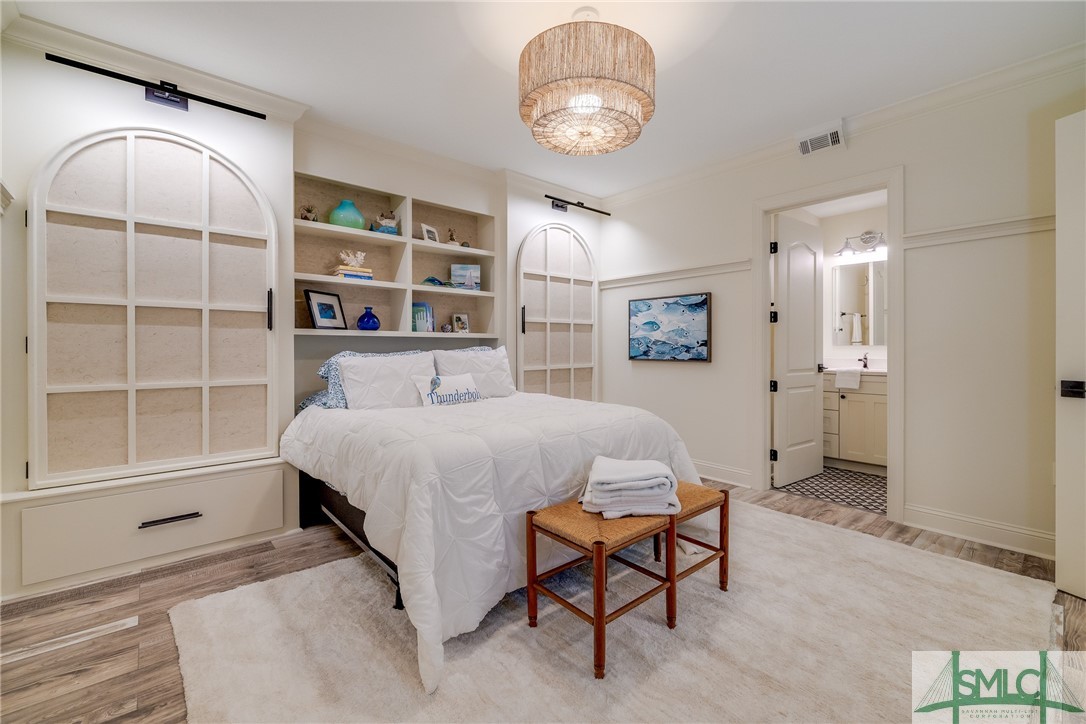 2812 River Drive 306