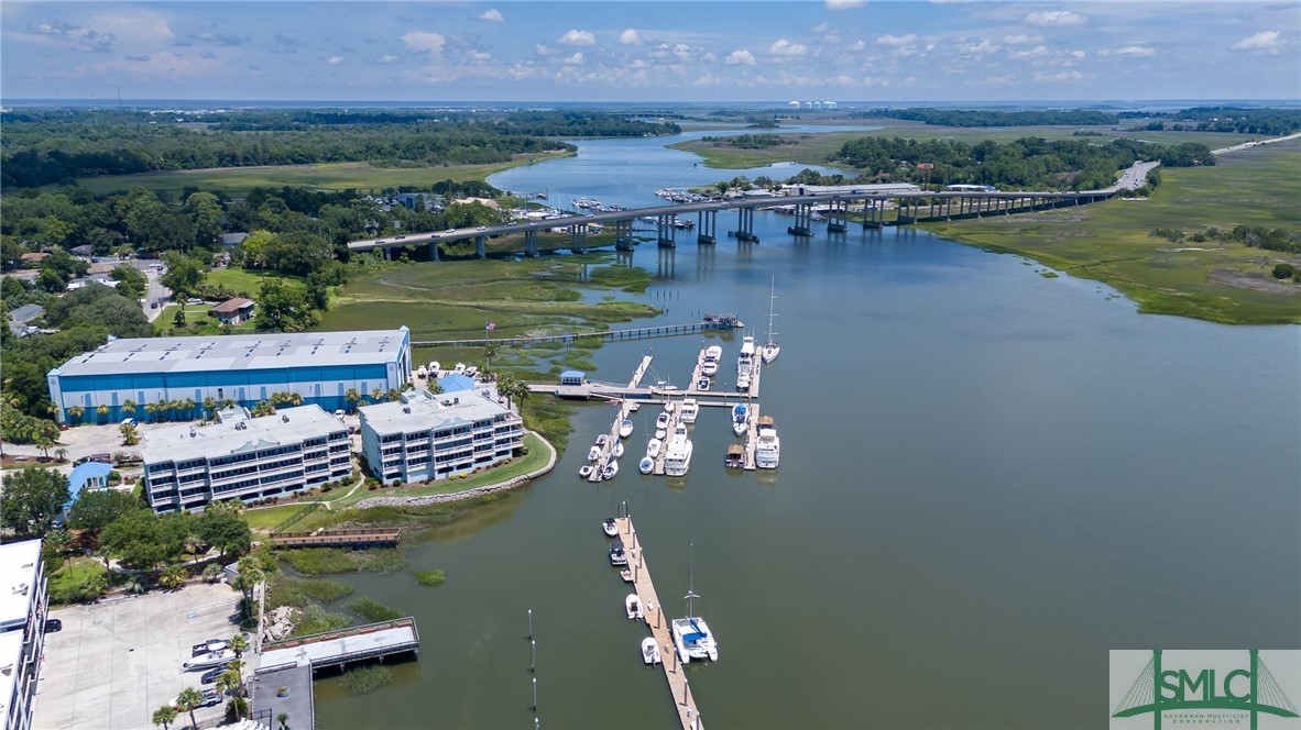 2812 River Drive 306