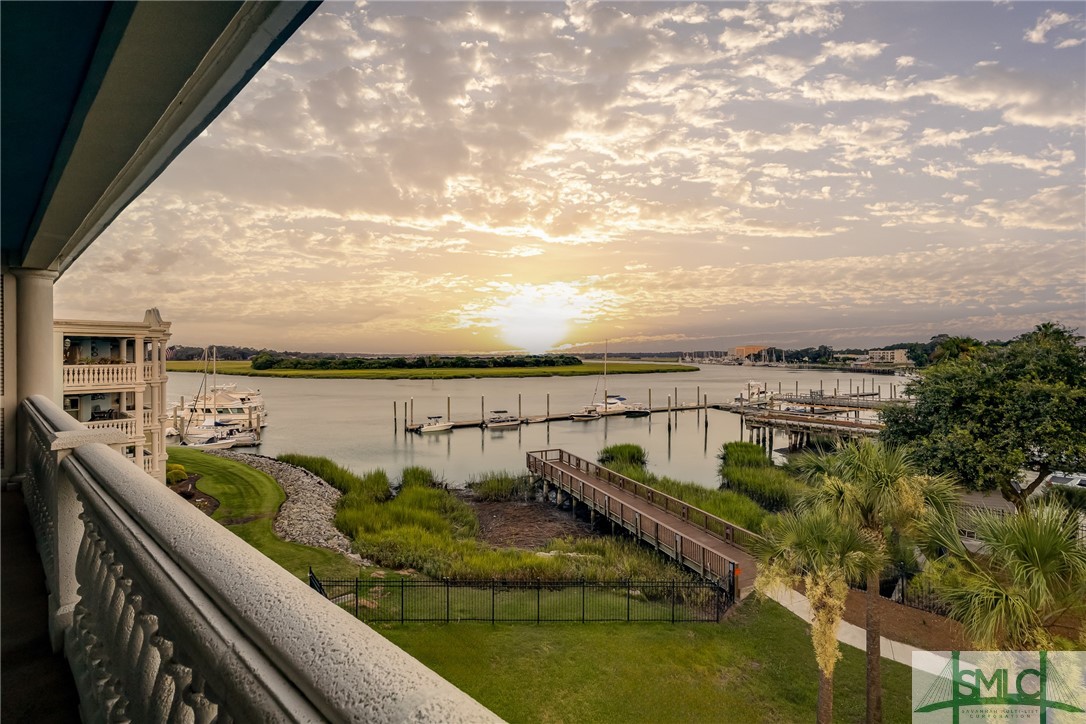 2812 River Drive 306
