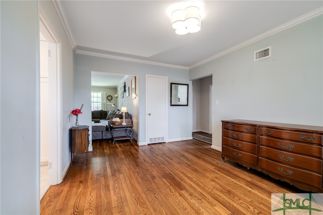 533 E 52nd Street