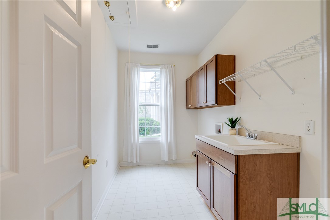 28 Coffee Pointe Drive