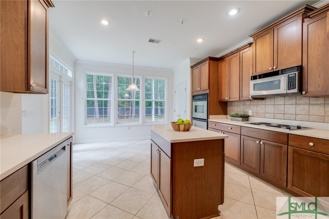 28 Coffee Pointe Drive
