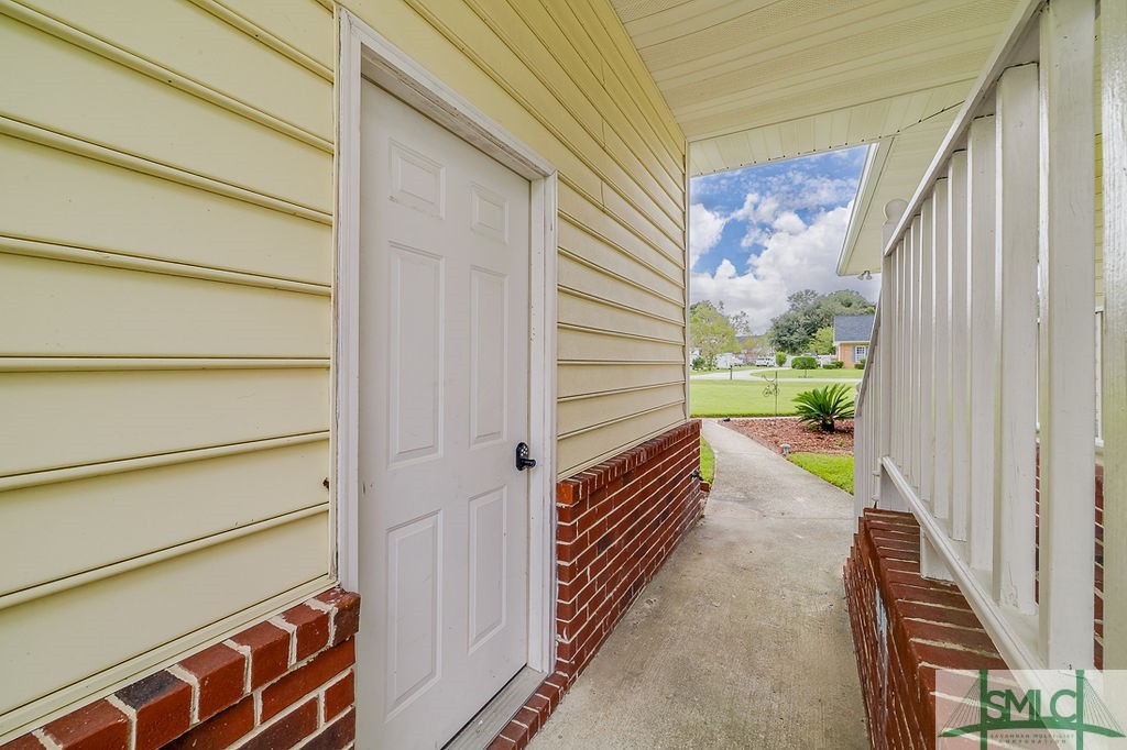 122 Lakewood Drive