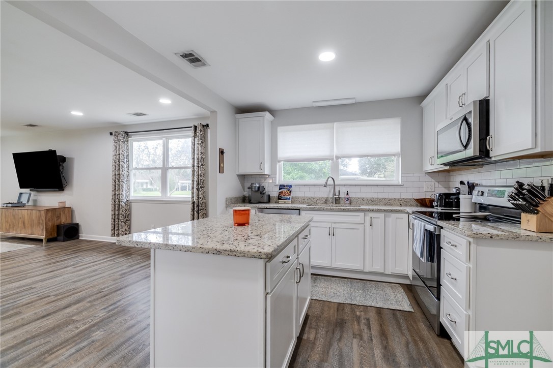1132 Meridian Drive