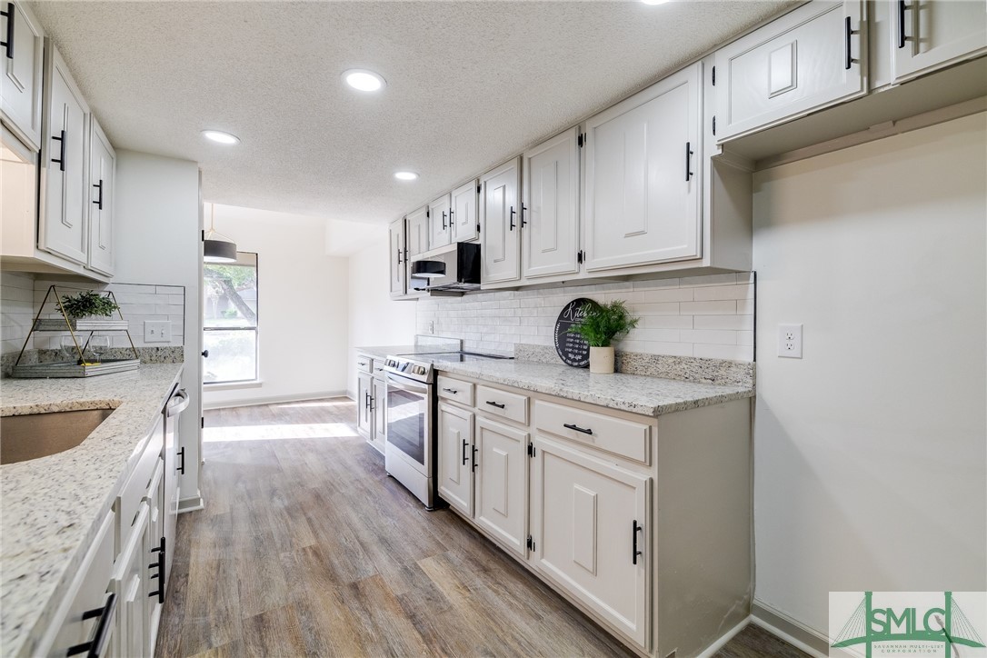 459 Mall Boulevard 126