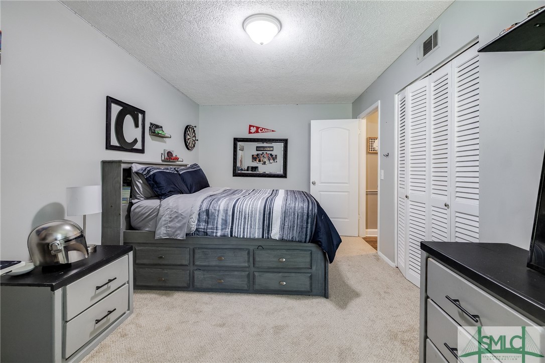 3 Briarwood Drive