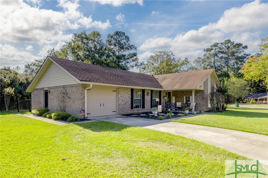 3 Briarwood Drive
