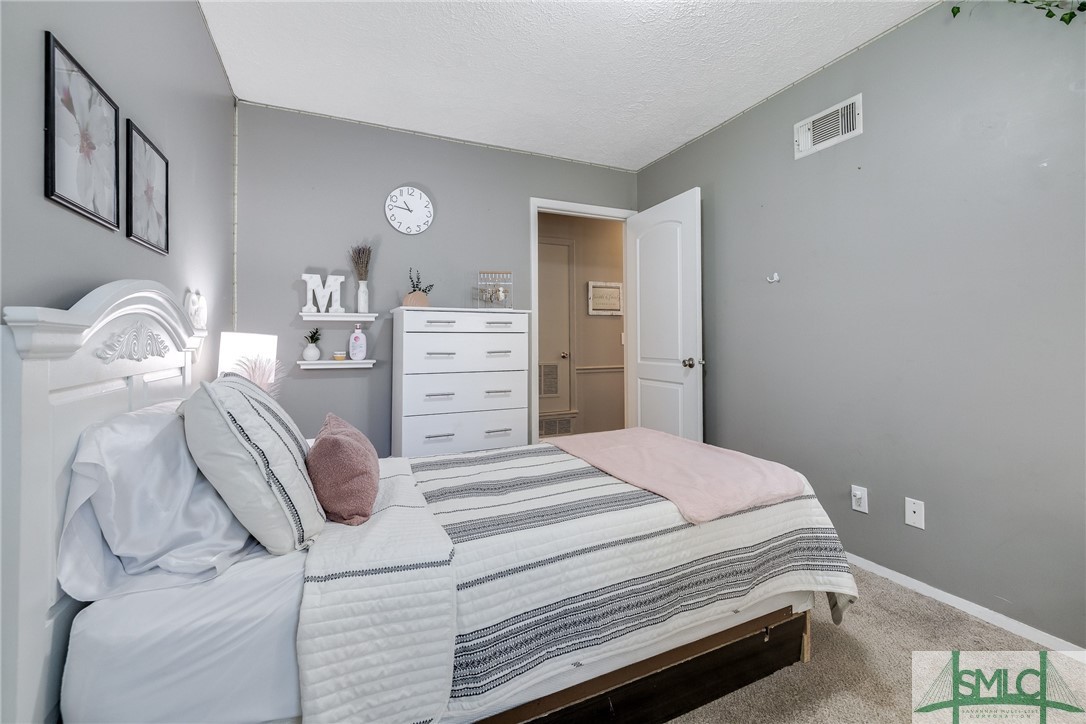 3 Briarwood Drive