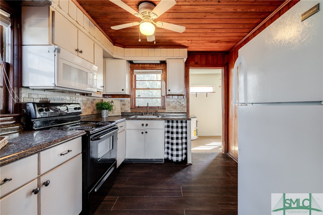 478 Camellia Drive