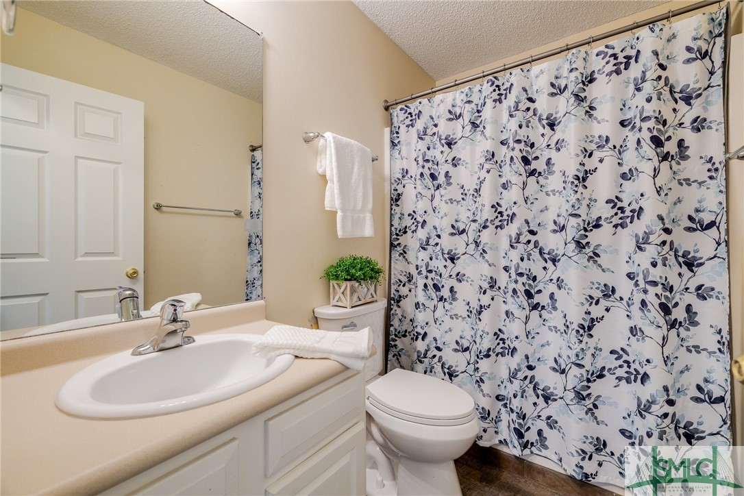 301 Centerwood Court