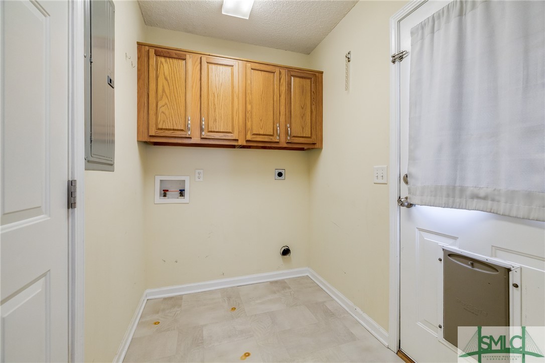 301 Centerwood Court