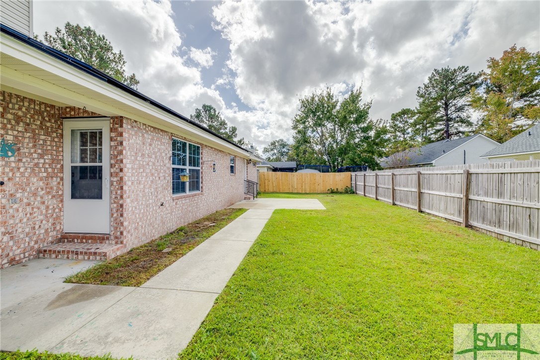 301 Centerwood Court